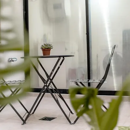 Stylish Corner Maisonette - Sunflower * Биркиркара