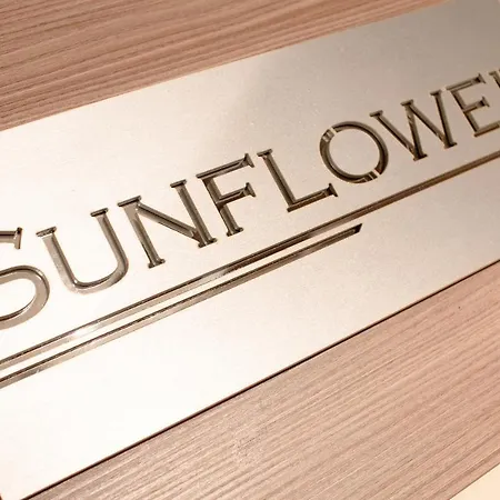 Feriehus Stylish Corner Maisonette - Sunflower