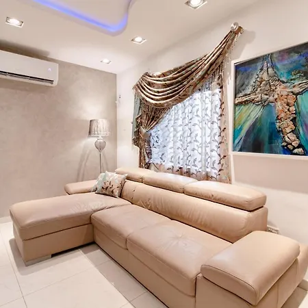 Stylish Corner Maisonette - Sunflower Feriehus Birkirkara