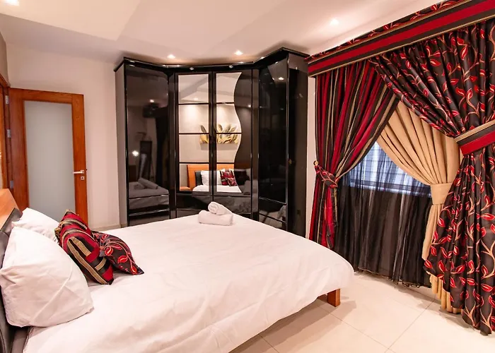 Stylish Corner Maisonette - Sunflower Birkirkara