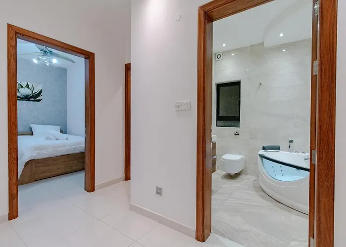 Stylish Corner Maisonette - Sunflower Casa de Férias *